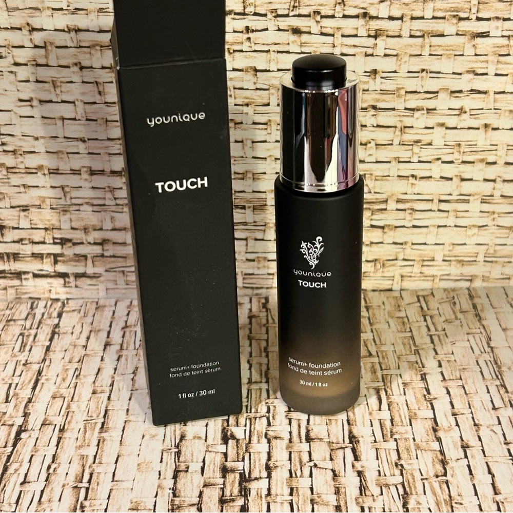 💎Younique Velour💎